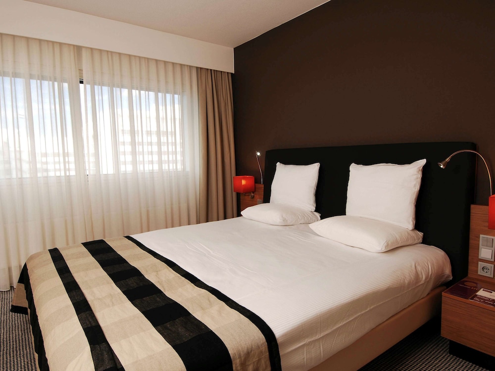 TRIBE ESSENTIAL, DOUBLE BED