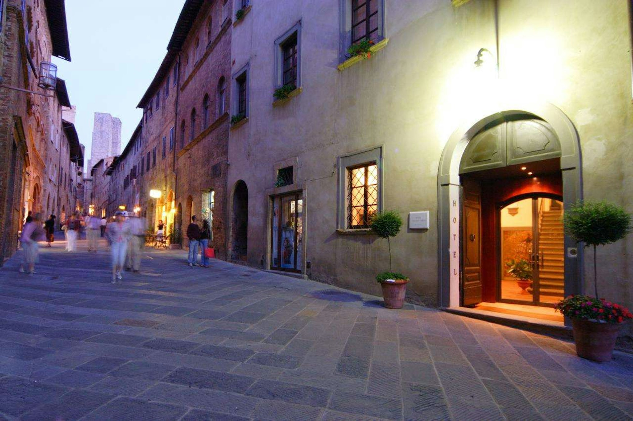 Hotel L Antico Pozzo 67/71