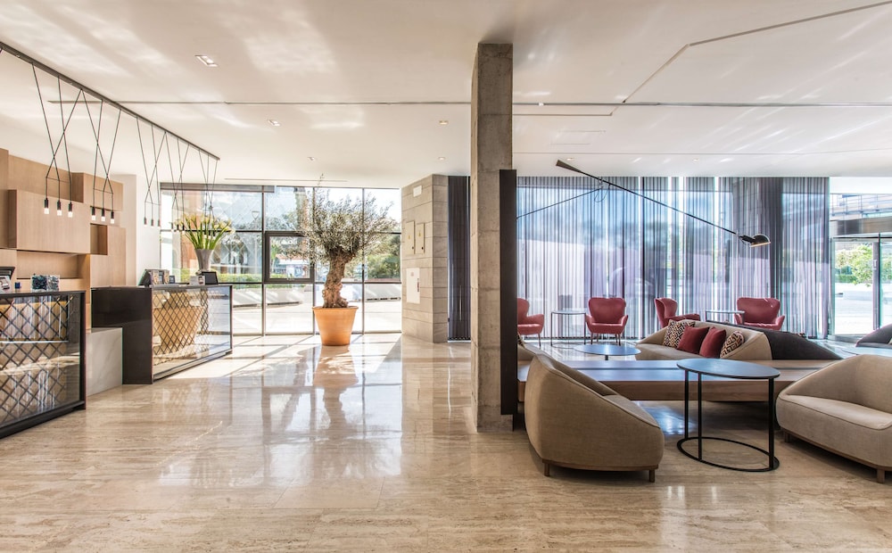 Nh Sevilla Plaza De Armas Hotel 30/50