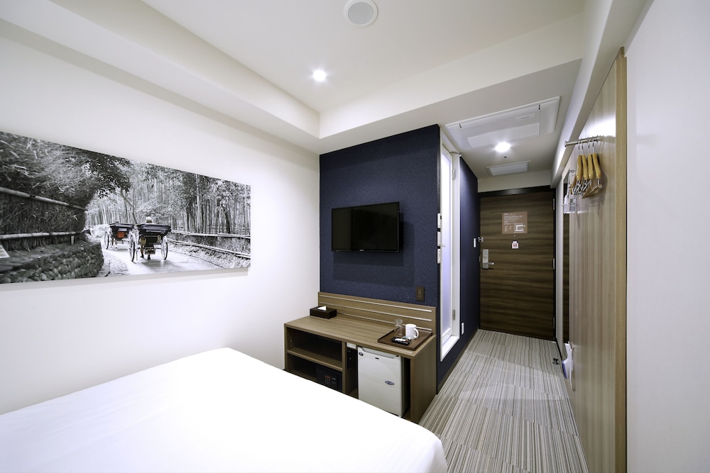 STANDARD, DOUBLE BED