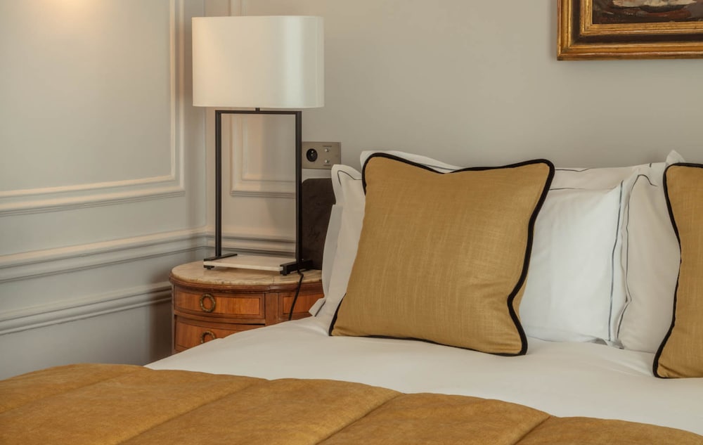 Hotel Lancaster Paris Champs Elysees 11/42