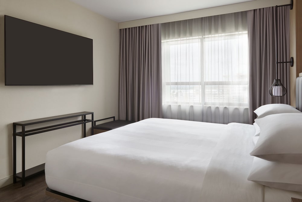 Kingston Market Square Hotel 12/50