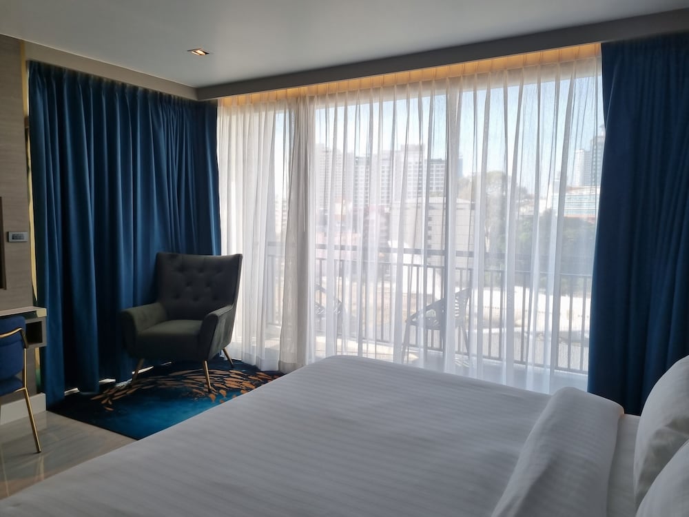 Premier, King Bed, Dee Tower