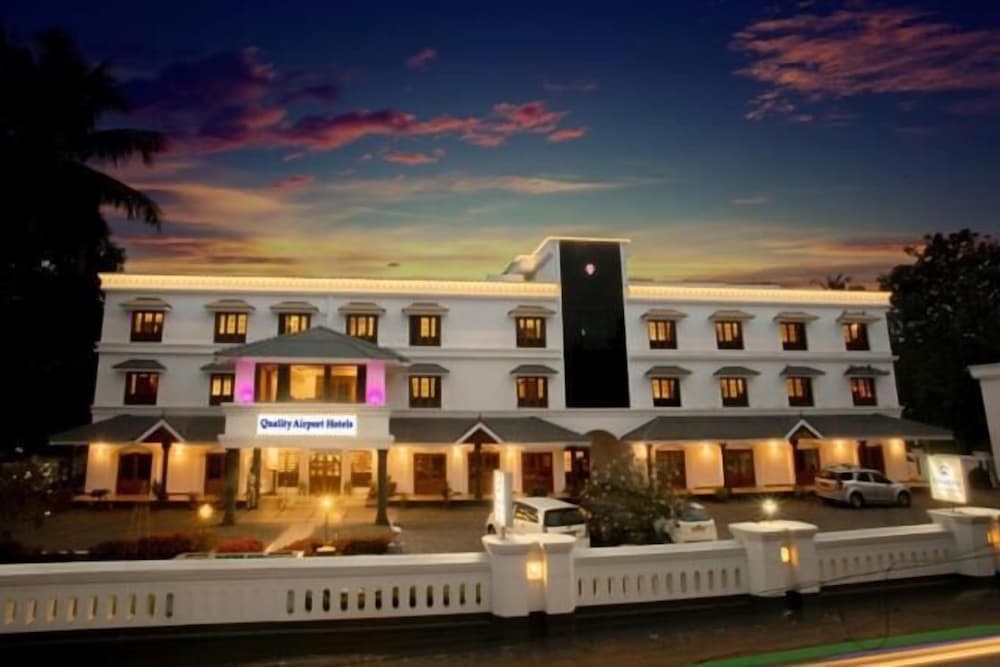 Quality Airport Hotel 2/32