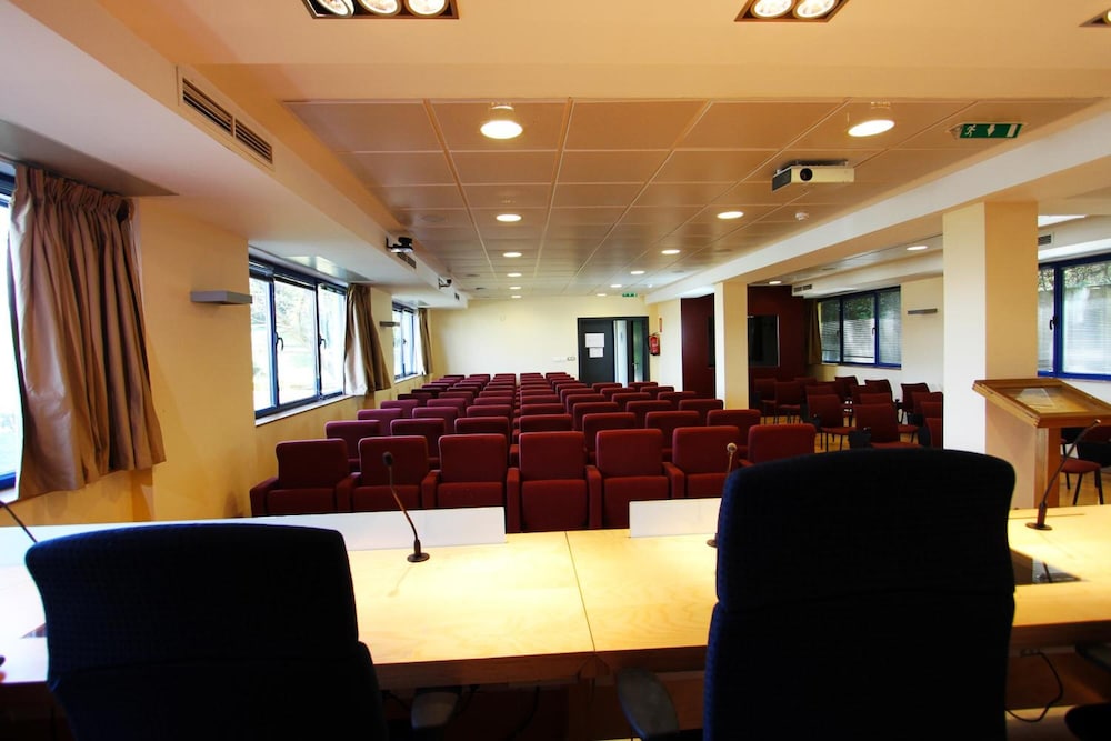 Bilbao Aterpetxea Hostel 30/37