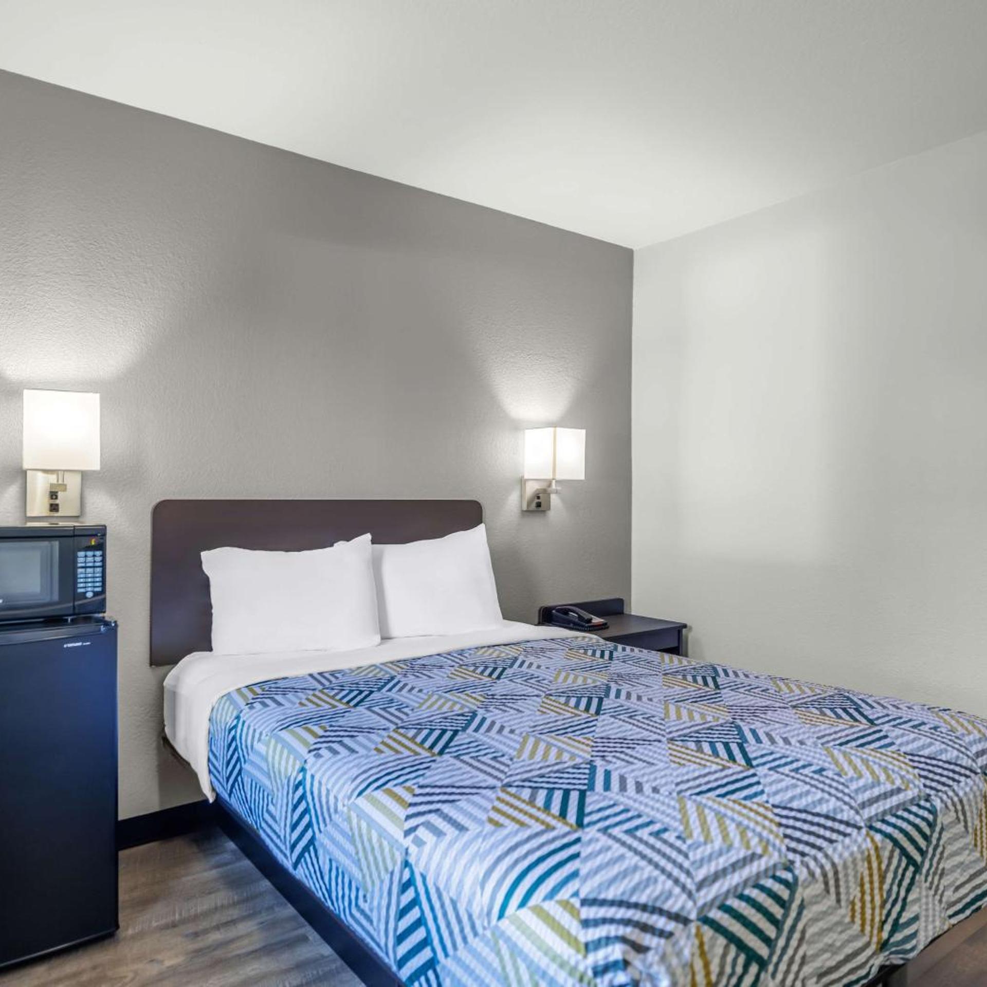 1 Queen Bed - Hearing Accessible، Motel6 Elizabethtown, KY 2/10