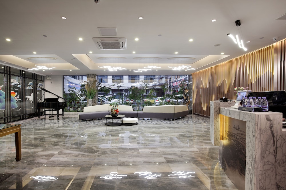 Wing Hotel Guilin - Central Square 11/50