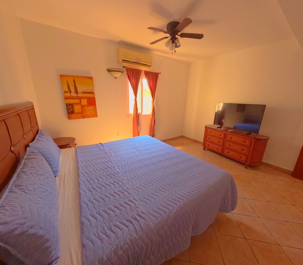 2 BEDROOMS, DELUXE, STUDIO, SUITE, OCEAN VIEW, NO ELEVATOR