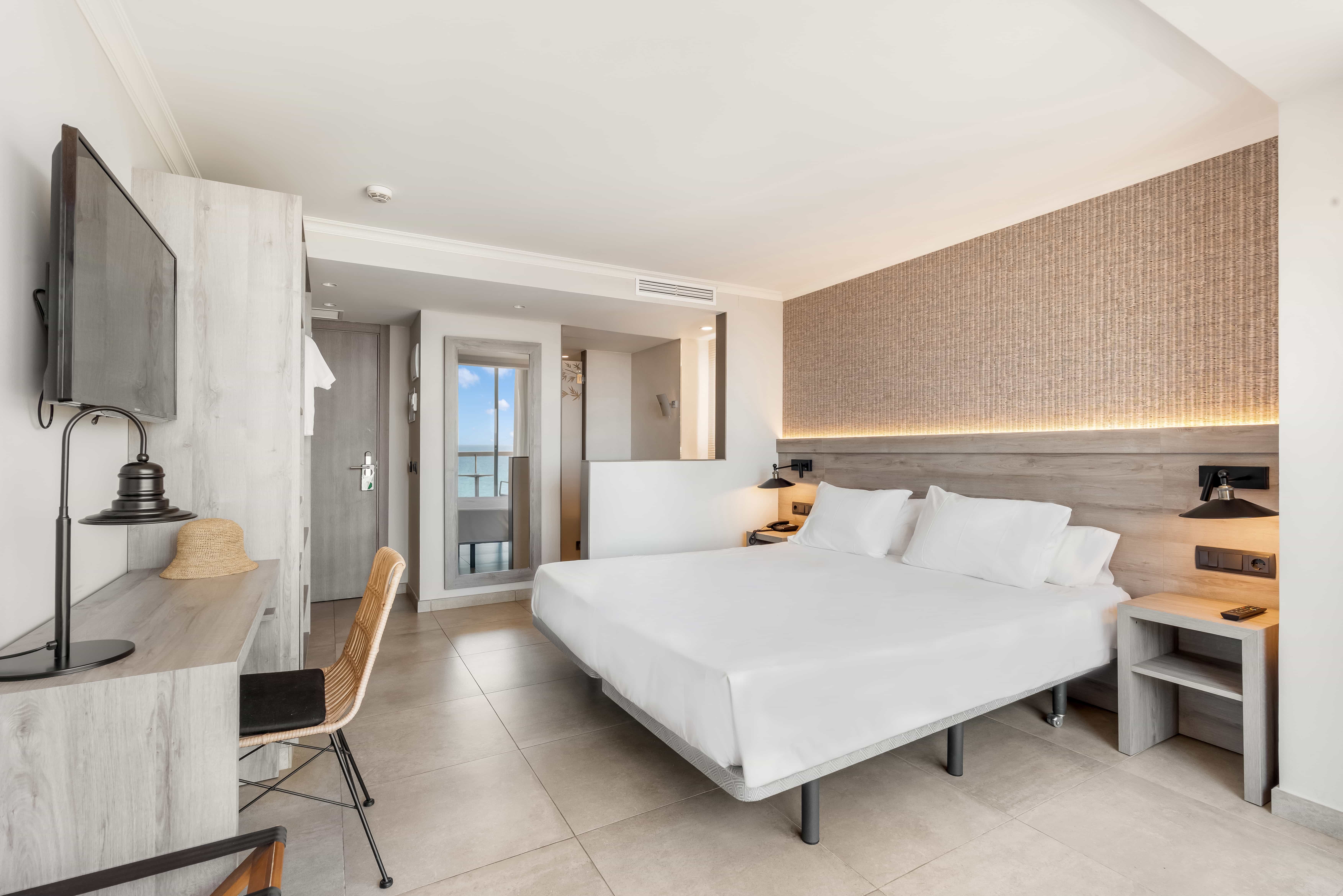 Metropol Hotel 11/50