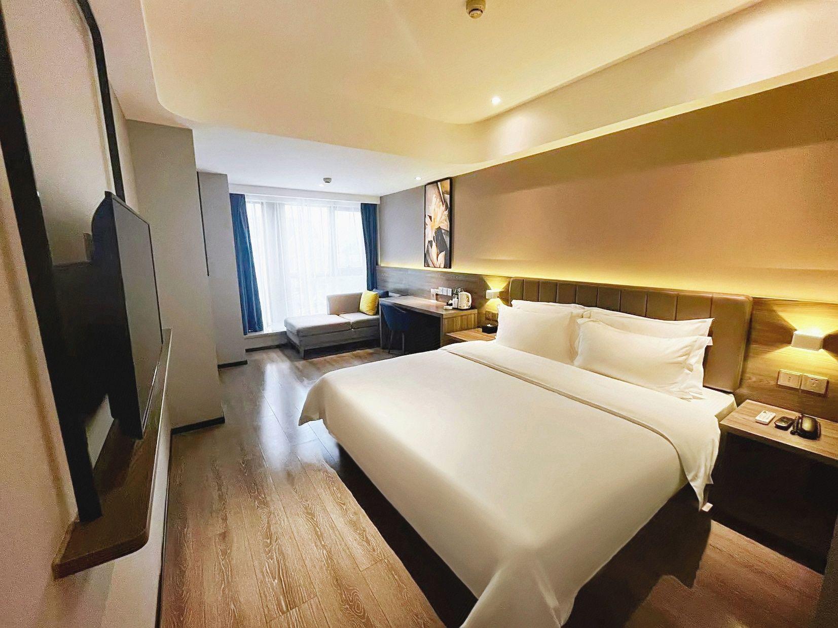 7 Days Premium Hotel (Chongqing North Railway Station North Square Center) 18/32