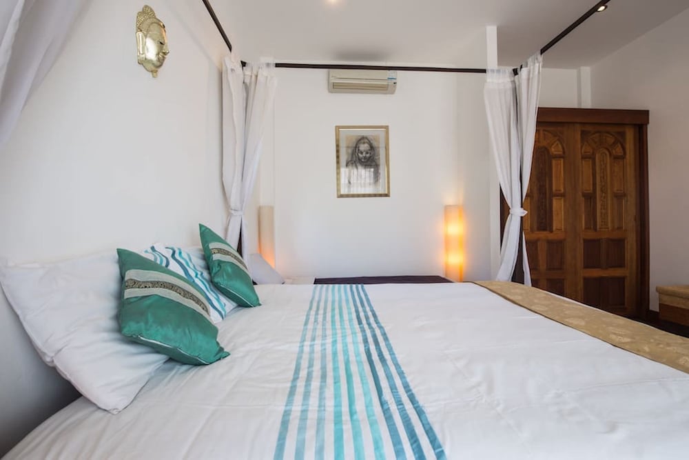 4 Bedroom Sea View Villa Suay Paap 5/40
