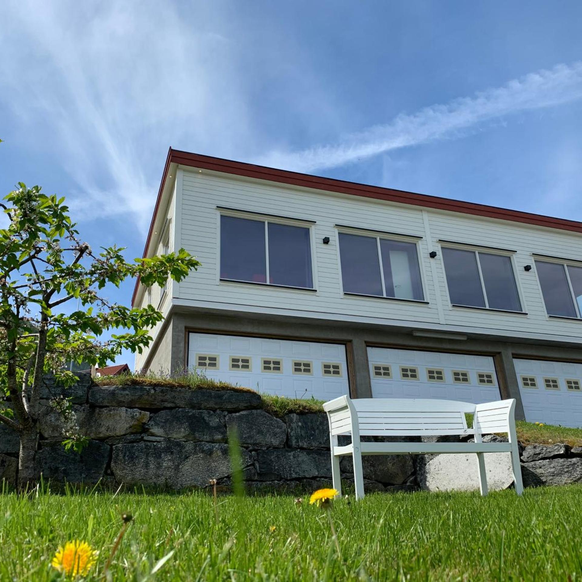 Olden Fjordhotel 1/50