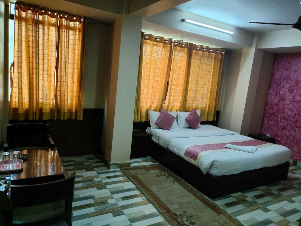 Rameshworam Hotel 11/15