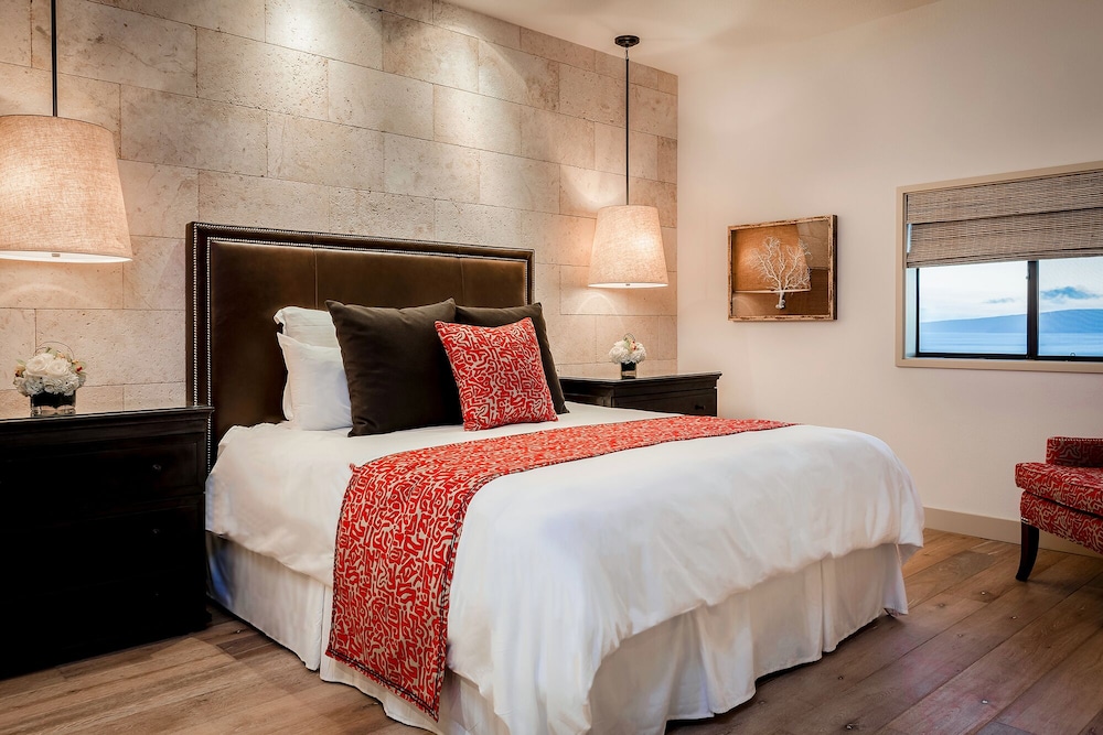 جناح بسرير كينج بإطلالة على البحر بغرفة نوم واحدة