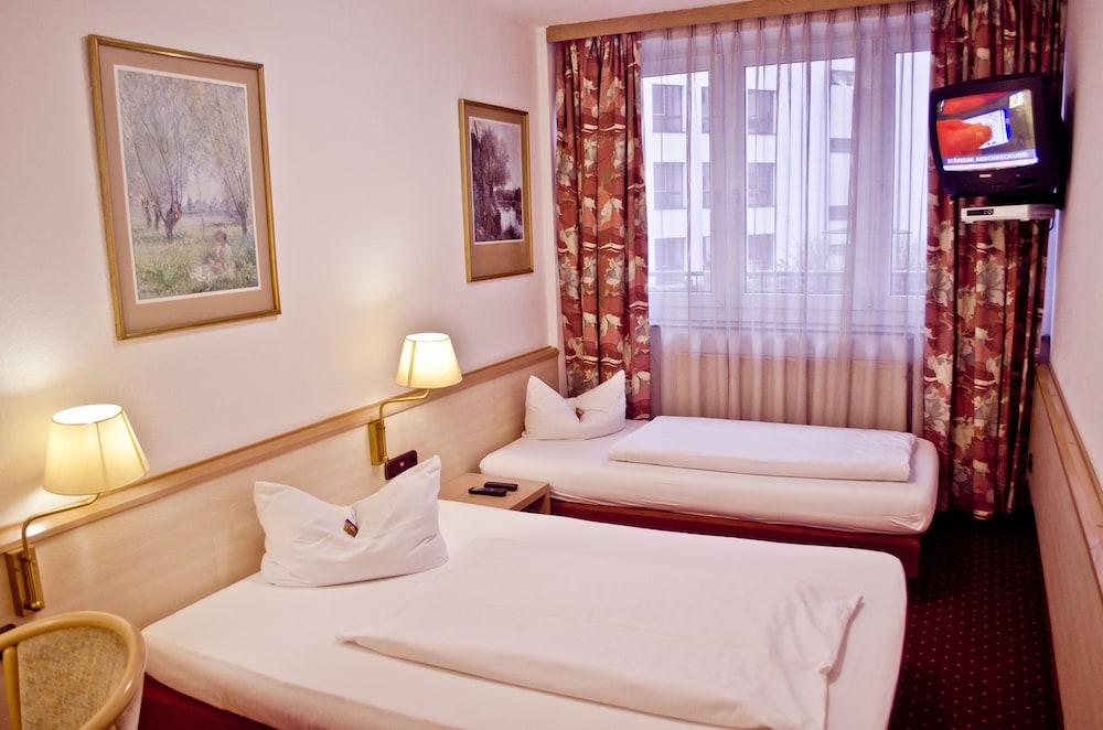 Adler Hotel Frankfurt 14/50