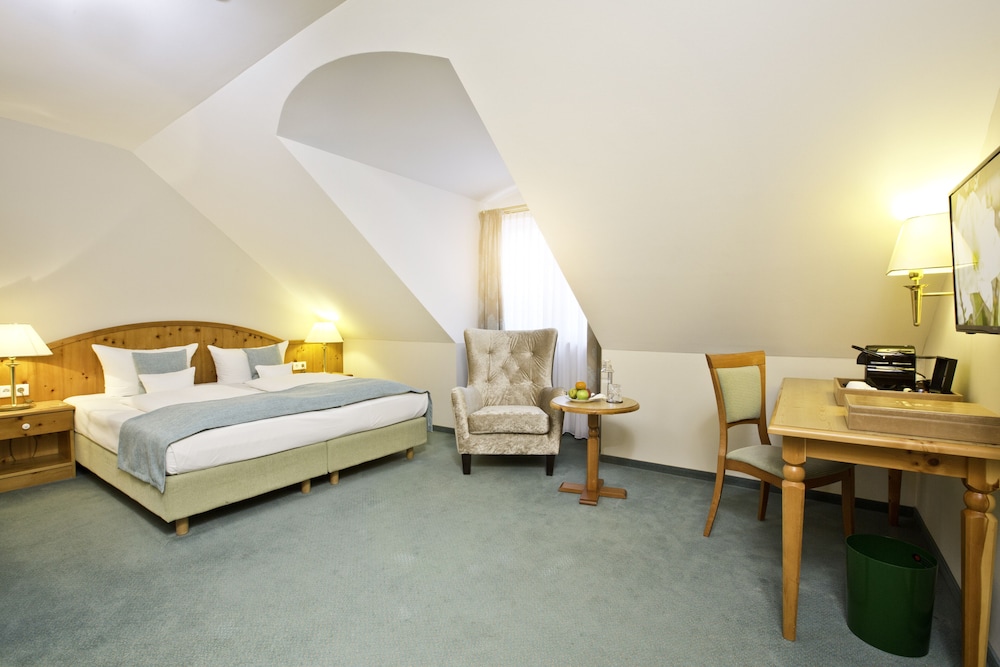 Hotel Freisinger Hof 12/50