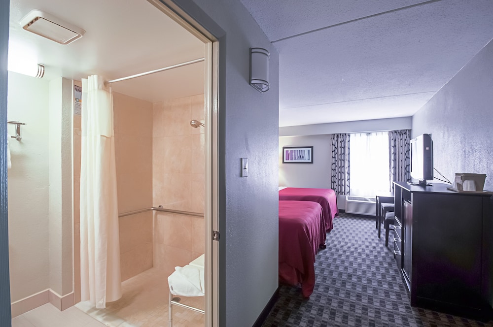 Quality Inn near Potomac Mills 16/39