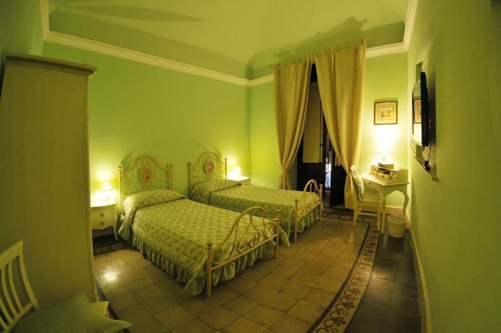 Al Duomo Inn B B 7/33