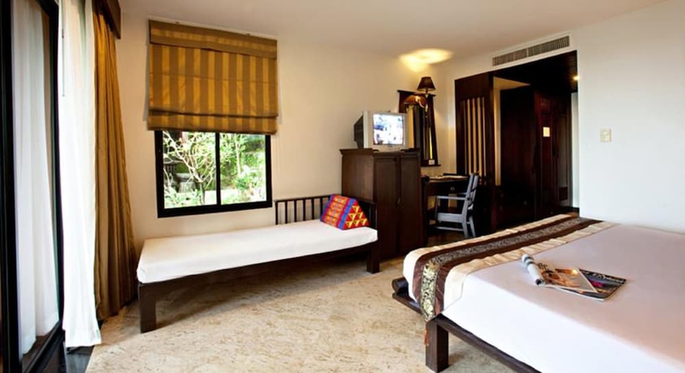 C N Resort And Spa 18/44