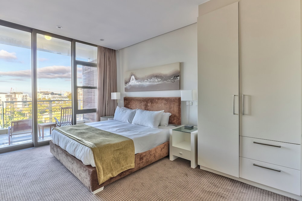 Lawhill Luxury Apartments 27/73