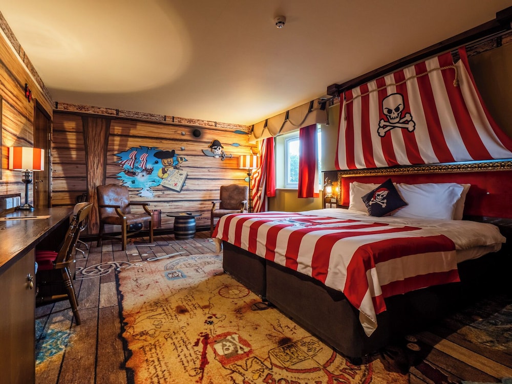 Theme, Pirate, Bunk Bed, Trundle Bed, Accessible