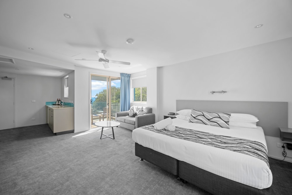 THE DORSAL BOUTIQUE HOTEL 12/48