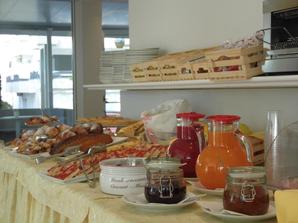 Hotel Ambasciata 13/36