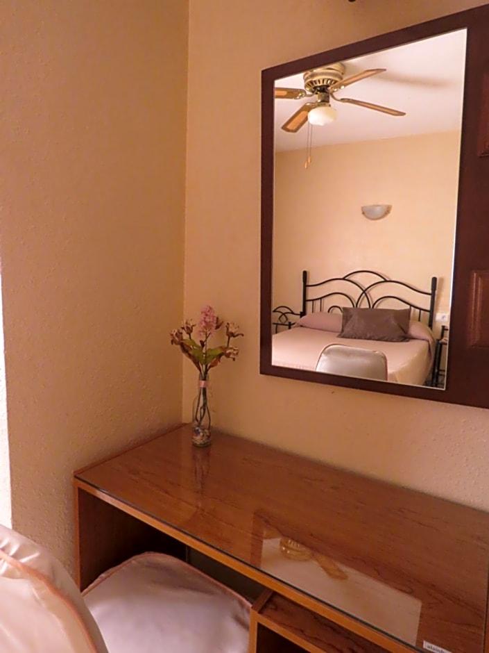 Hotel Alain 7/42