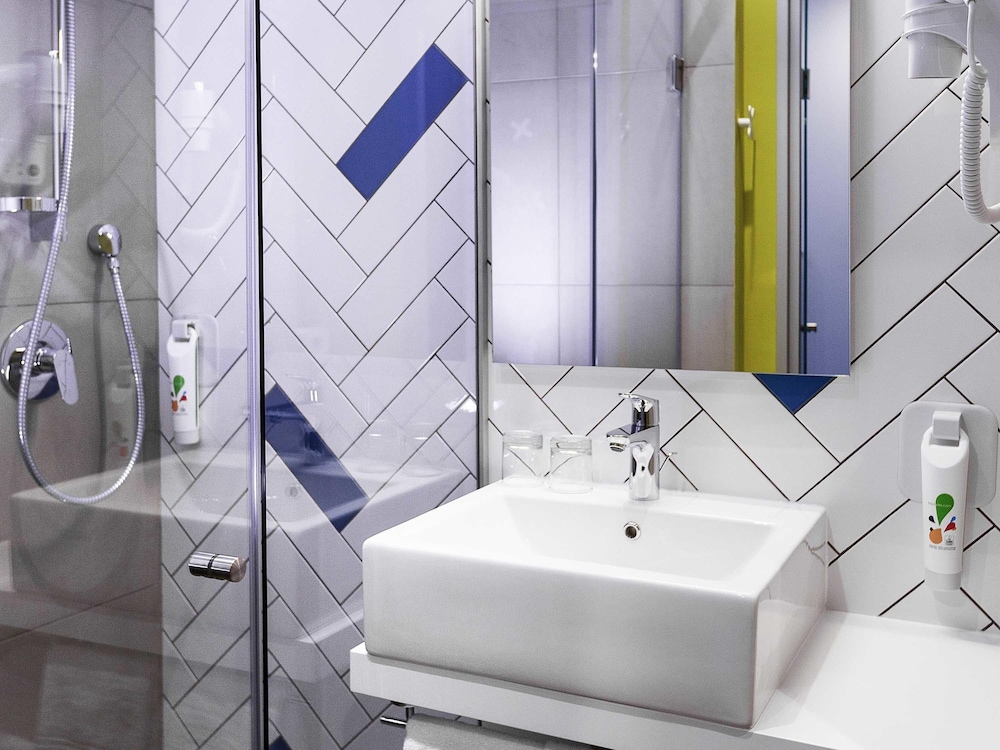 Ibis Styles Lviv Center 48/50