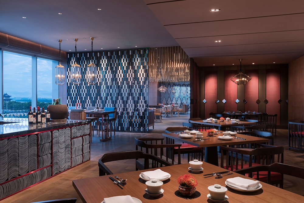 Grand Hyatt Changsha 52/72