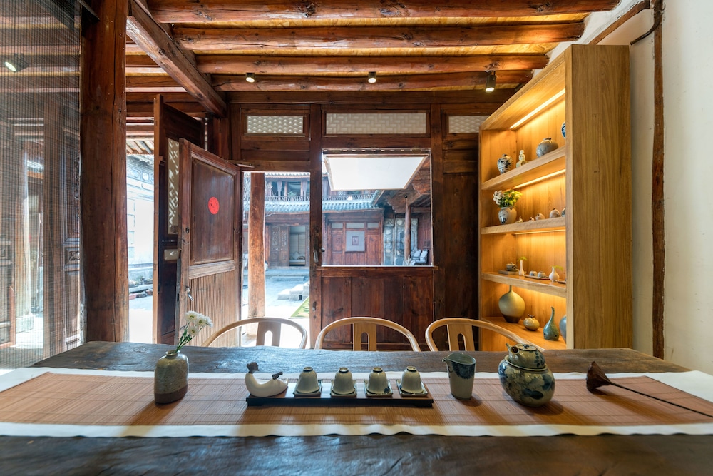 Dali Old Courtyard Boutique Inn 30/54