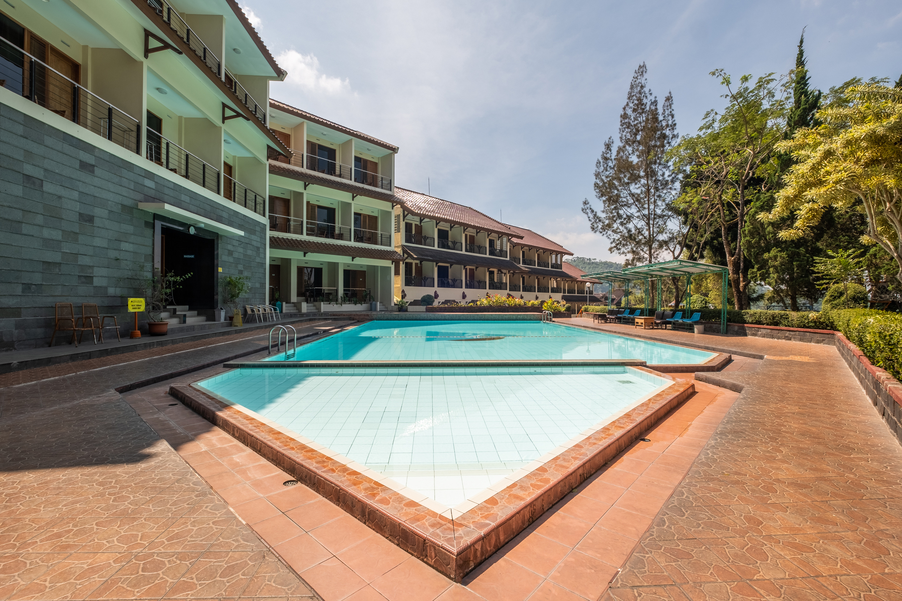 Capital O 1256 Sangga Buana Resort 25/30