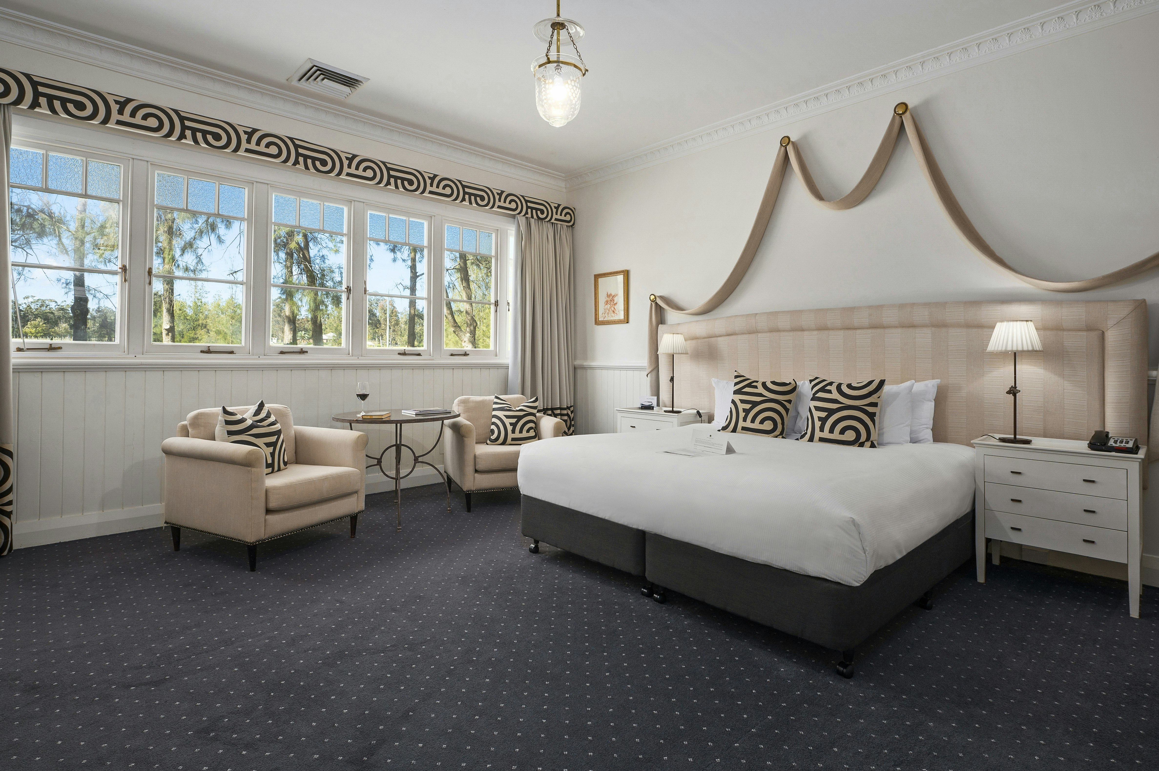 THE CONVENT HUNTER VALLEY 12/62