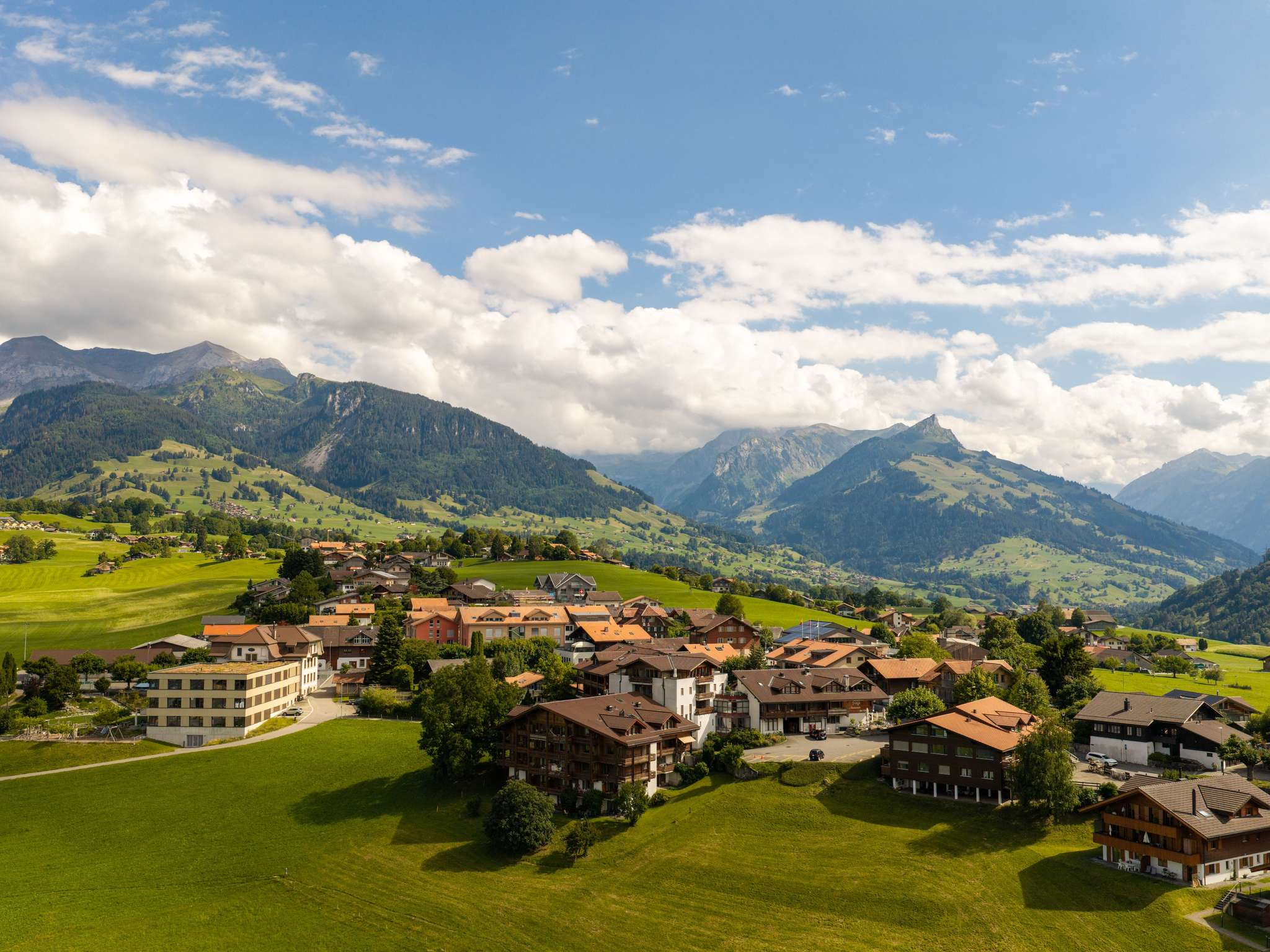 Hotel Aeschi Interlaken - Handwritten Collection 10/12