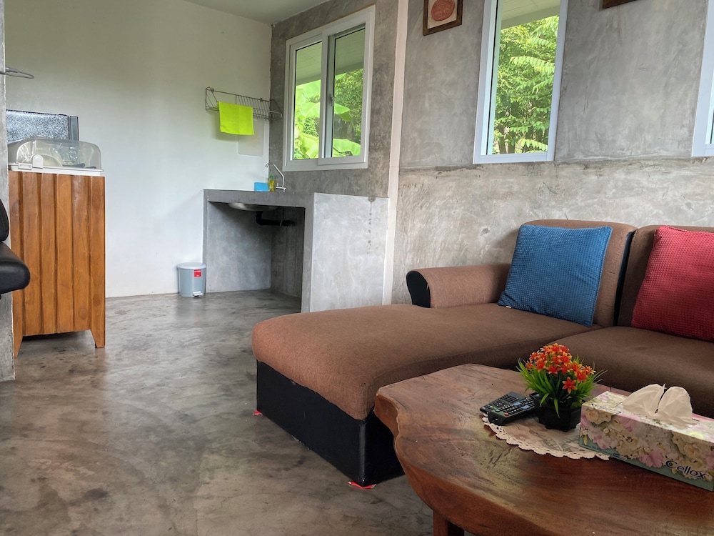 Majestic Sea View Resort 28/50