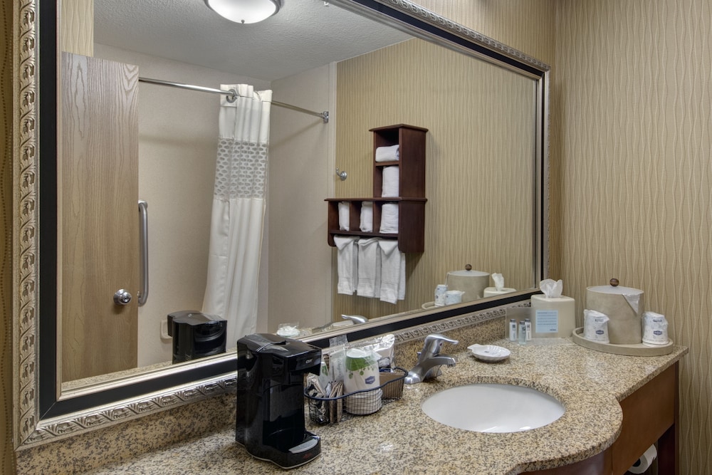 Hampton Inn Provo 15/34