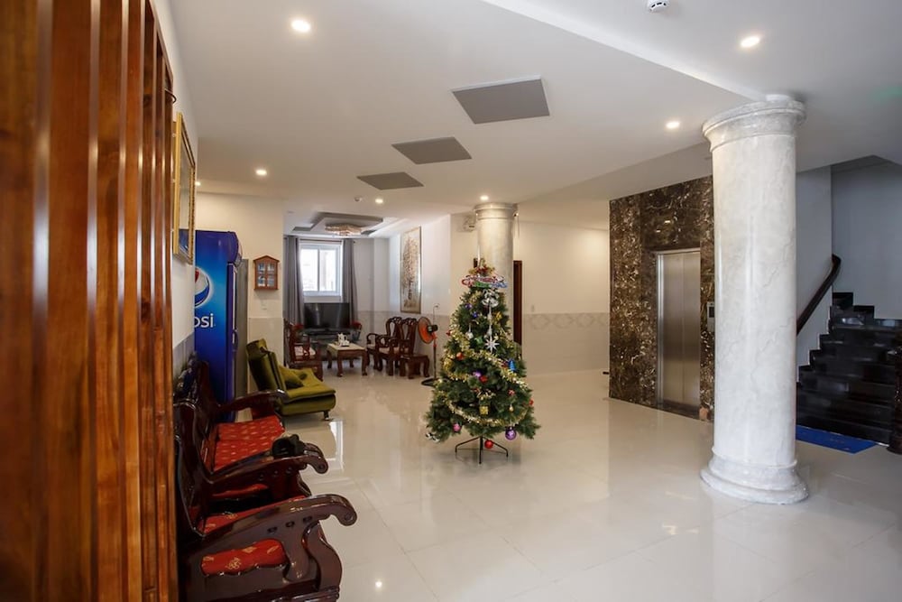 Phu Hong Hotel 16/24