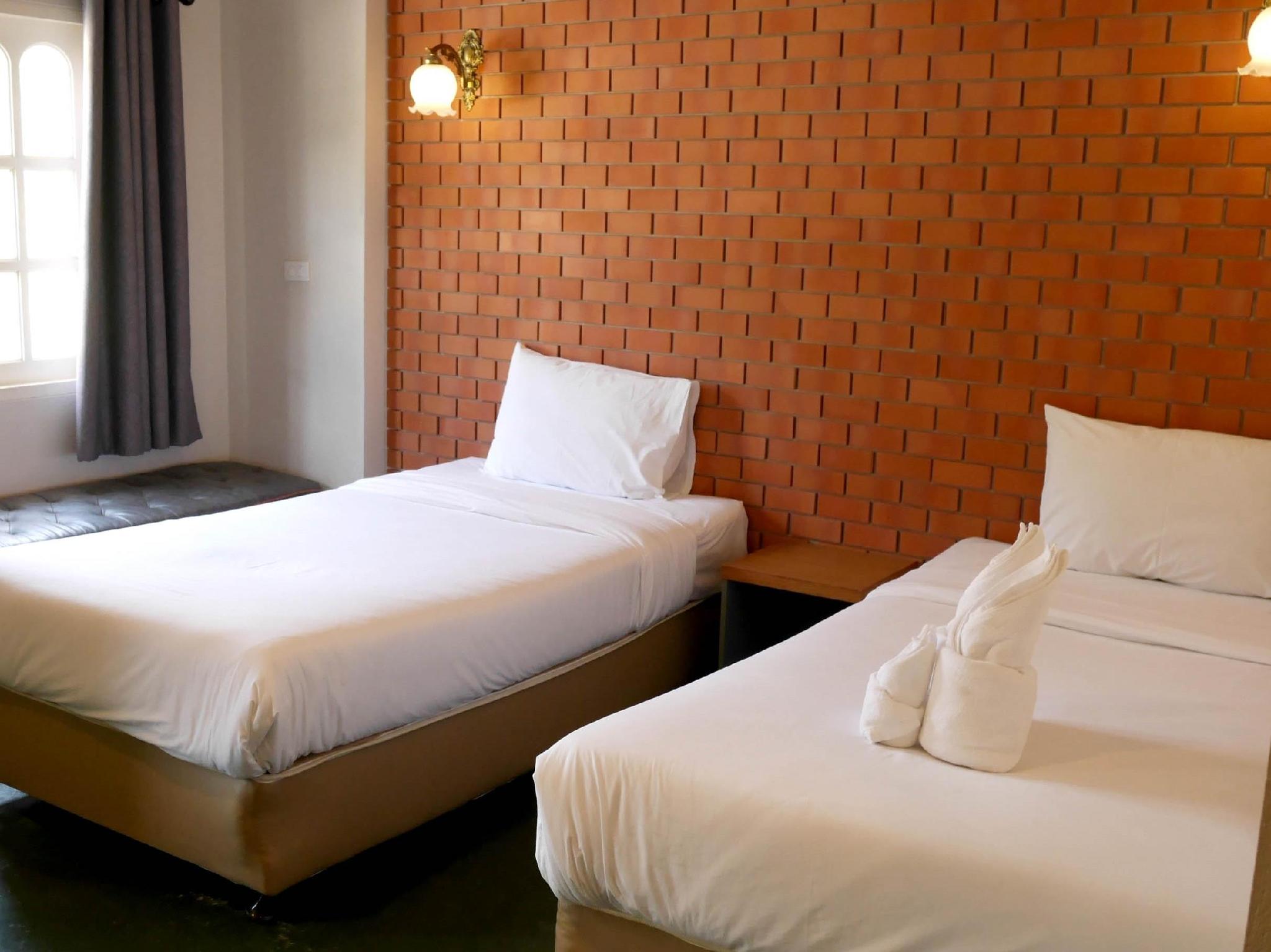 Garden Villa, Twin Beds