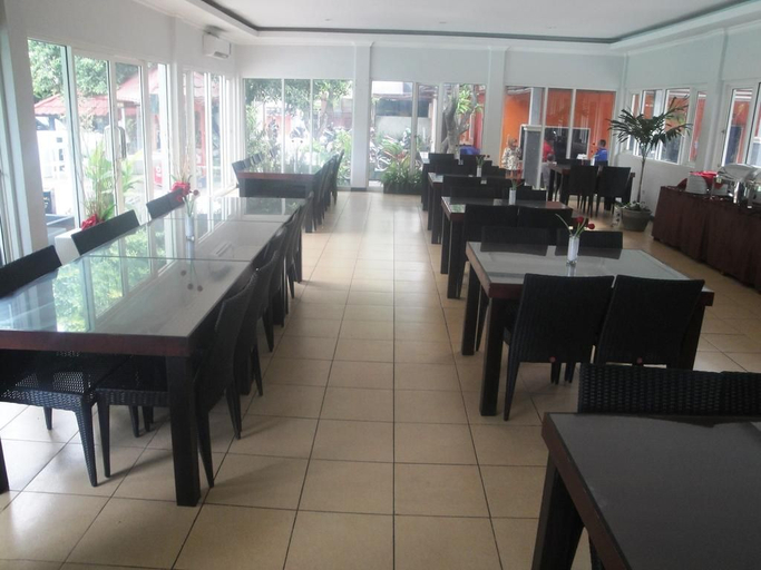 Jazz Hotel Palu 8/11
