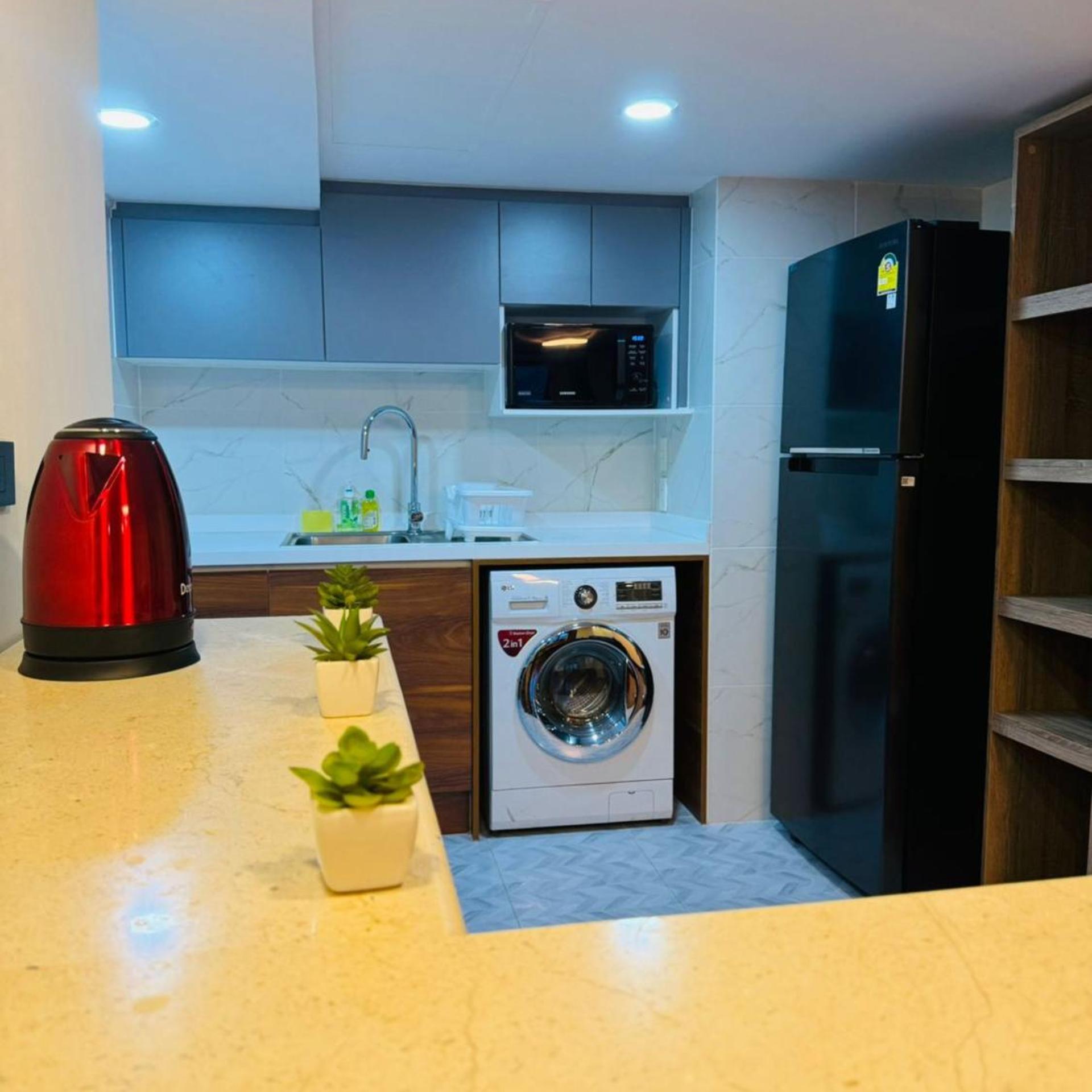OMNI TOWER SUKHUMVIT NANA BY COMPASS HOSPITALITY 34/61