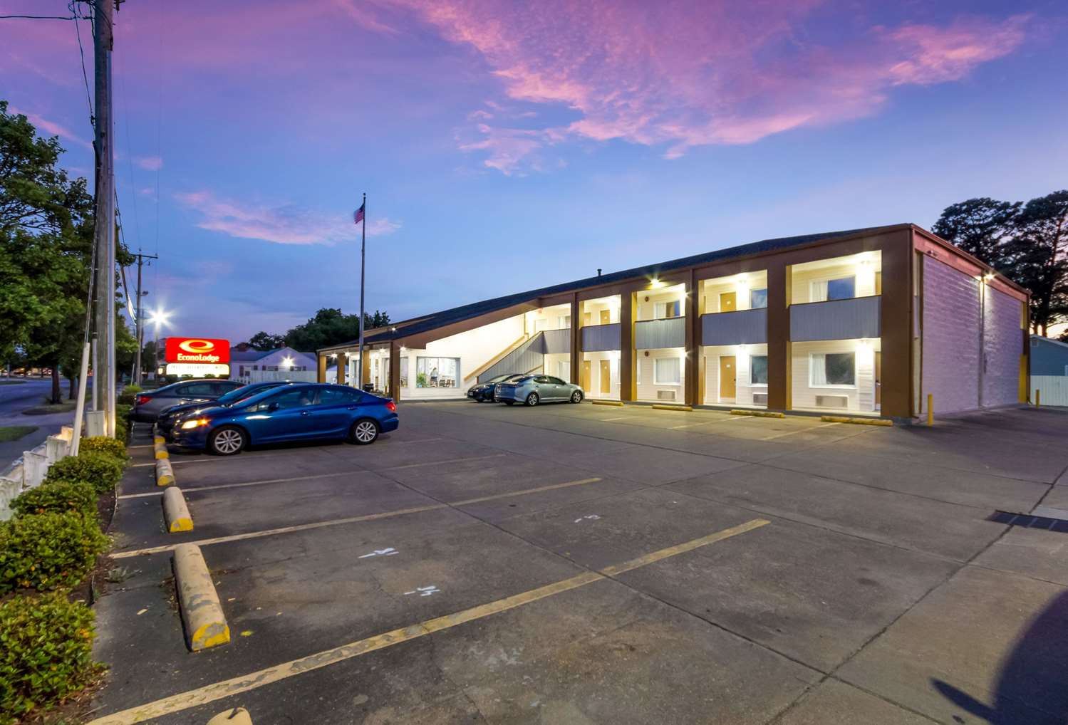Econo Lodge Little Creek Norfolk VA 10/20
