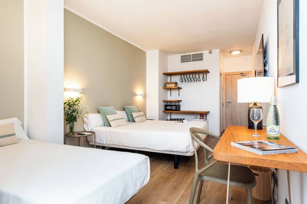 Hotel Menorca Patricia Formerly Hesperia Patricia Hotel 10/41