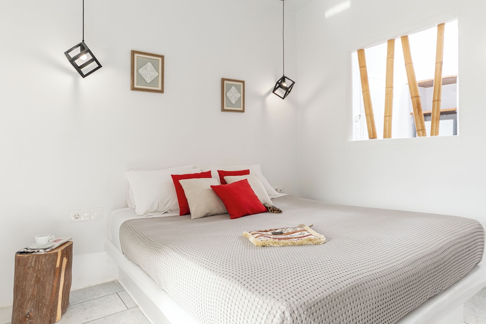 Birbas Hotel 46/128