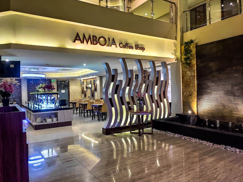 Grand Parama Hotel Berau 36/53
