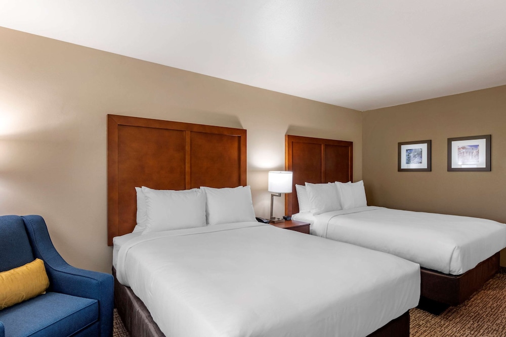 ROOM, 2 QUEEN BEDS
