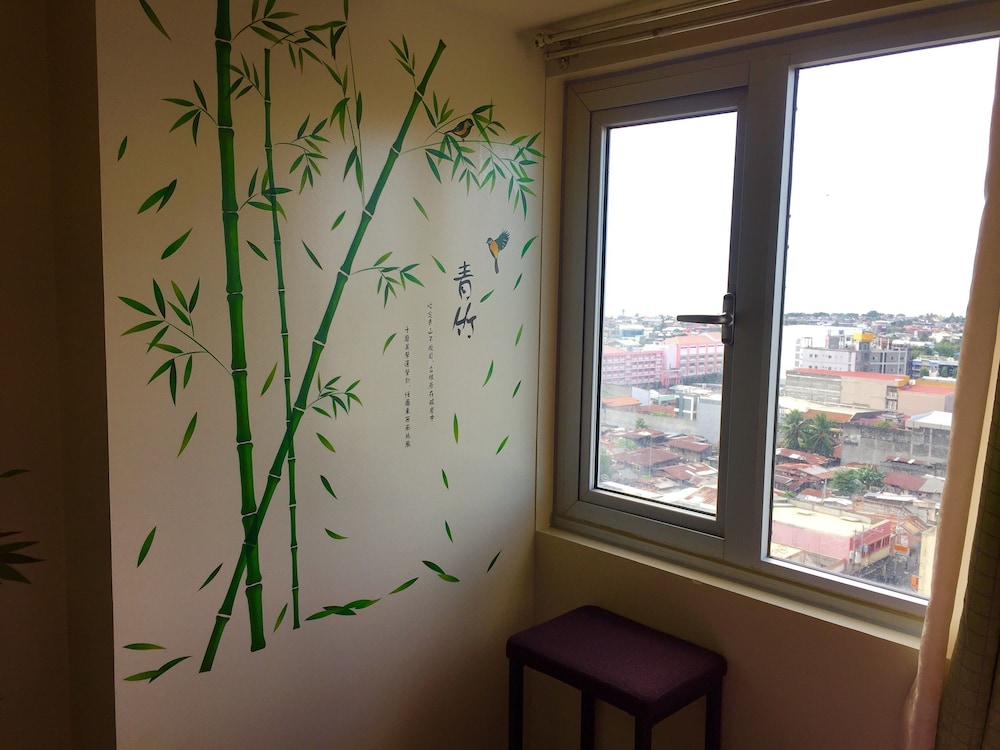 Avida Towers Condotel 18/36