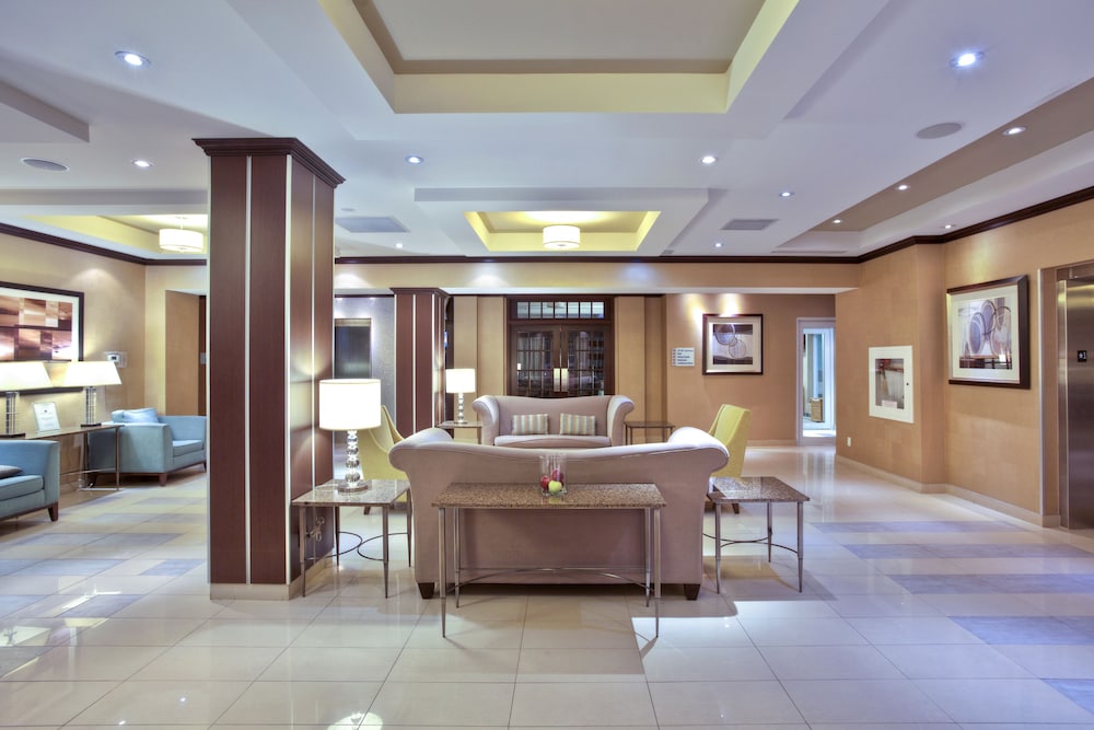 Holiday Inn Express Hotel Suites Kingston 8/72