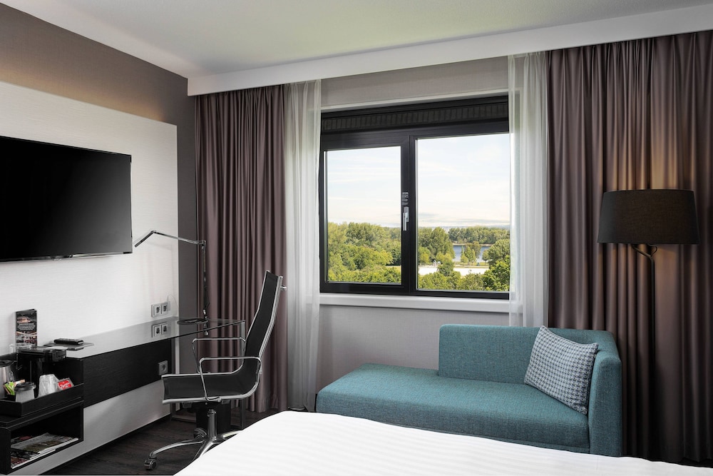 Courtyard By Marriott Amsterdam Airport 36/75