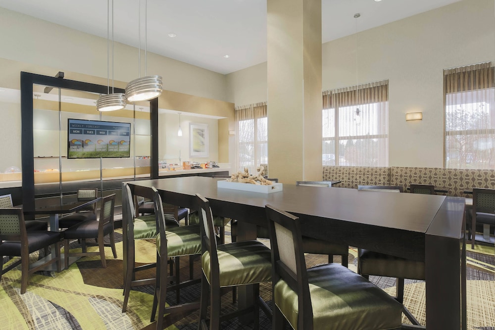 Springhill Suites Oklahoma City Quail Springs 24/35