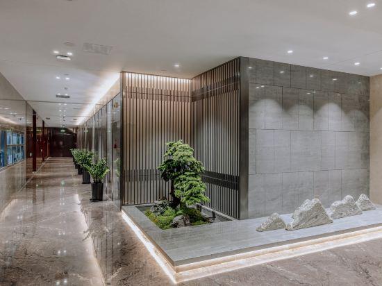 Yangzhou Changqing International Hotel 43/59